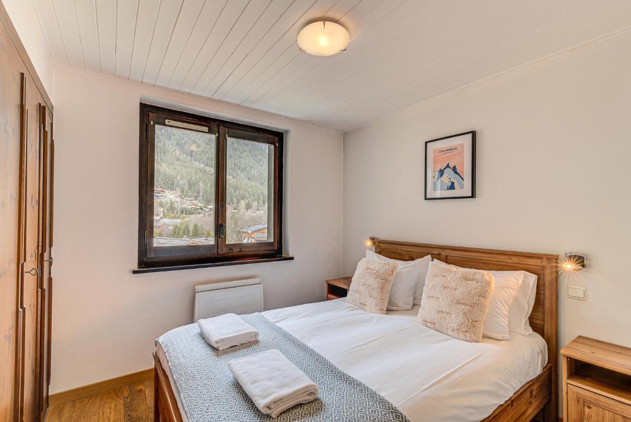 Apartment Les Drus - Alpes Travel - Chamonix - Sleeps 6 Exterior photo